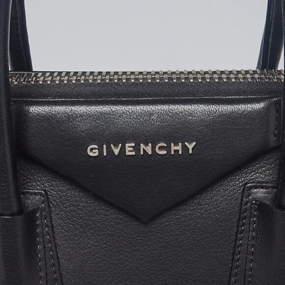 Givenchy Black Sugar Goatskin Small Antigona Bag - Picture 10 of 12